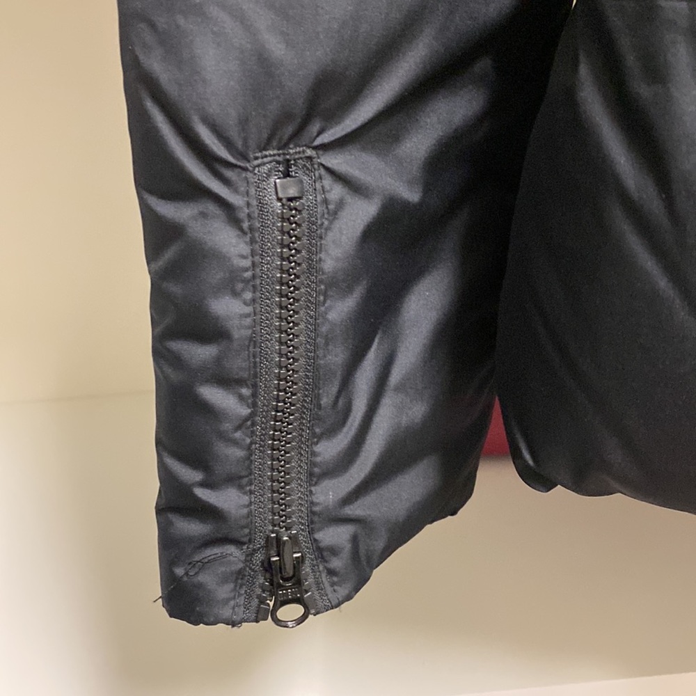 Black Gap Puffer Jacket - image 4